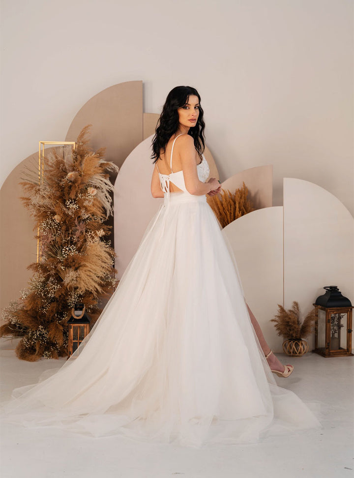 Nicola wedding dress
