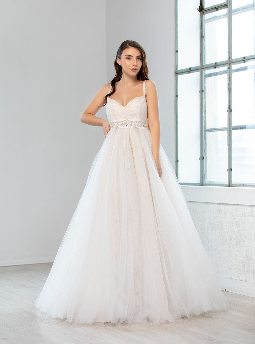 Alexis wedding dress