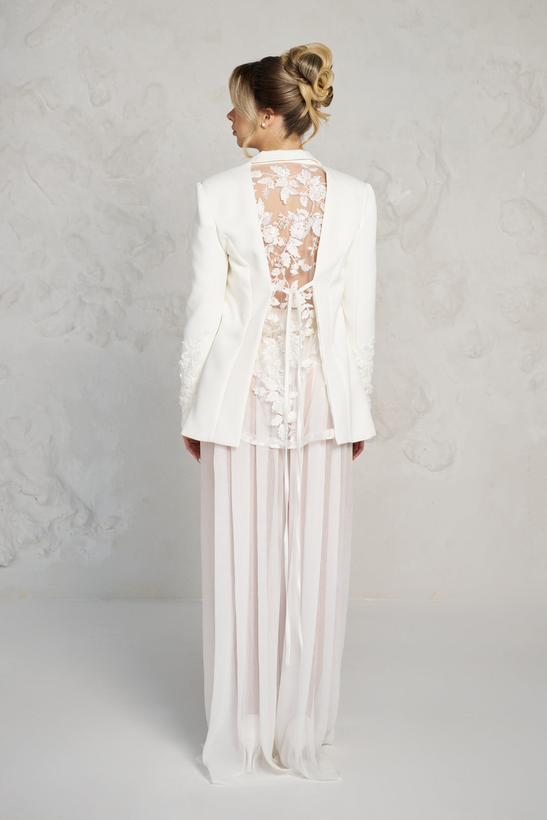 Set sacou cu pantalon din voal Coris