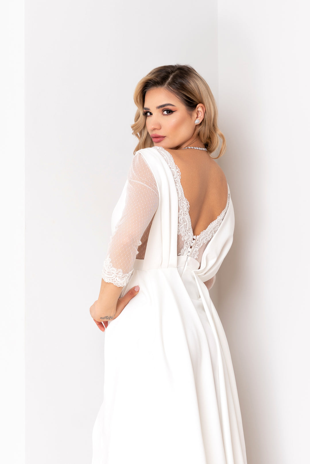 Salopeta vaporoasa Karina