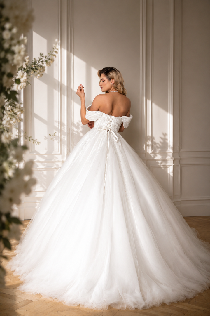 Rochie de mireasa printesa Reina