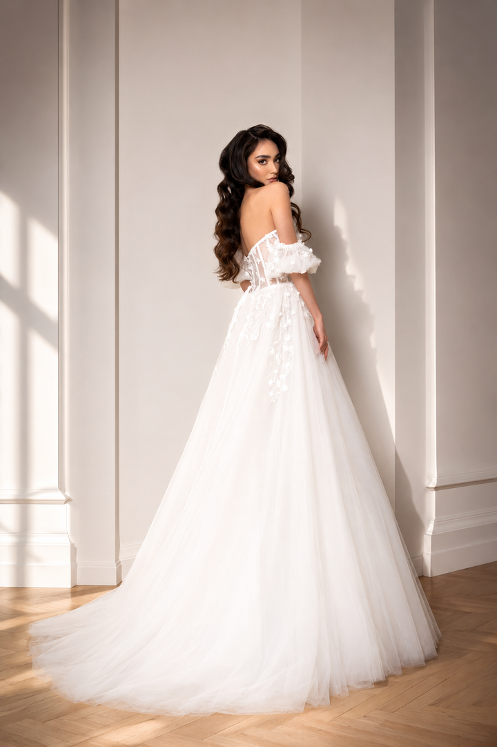 Rochie de mireasa cu maneci bufante Liria