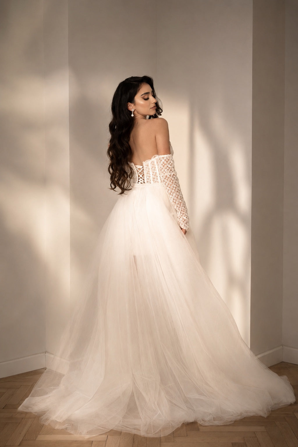 Amelie short wedding dress with detachable skirt