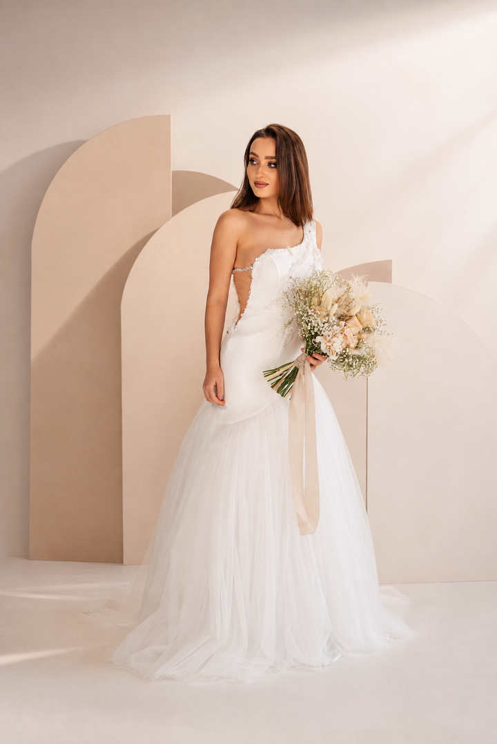 Aina mermaid wedding dress