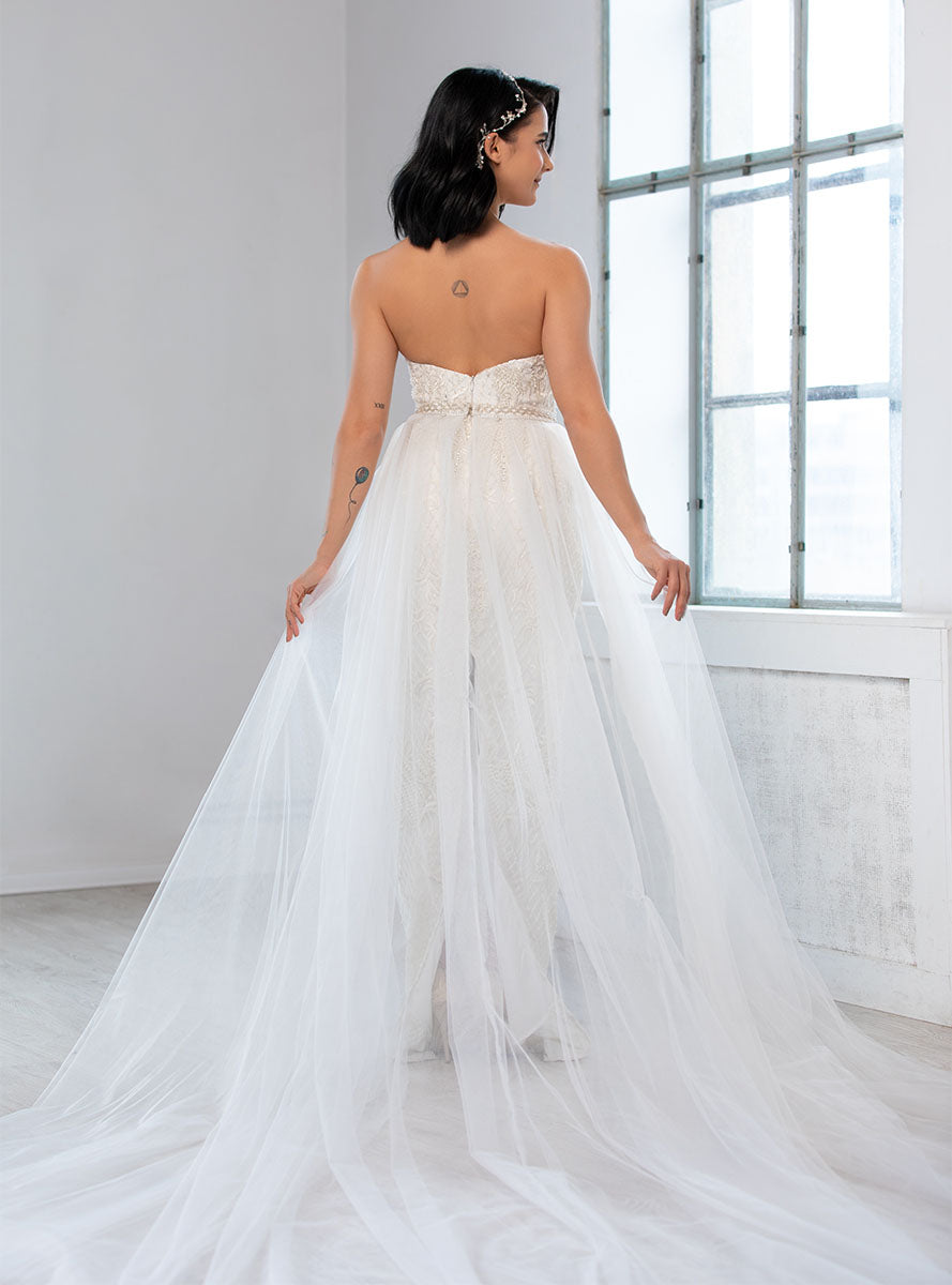 Dominica conical wedding dress