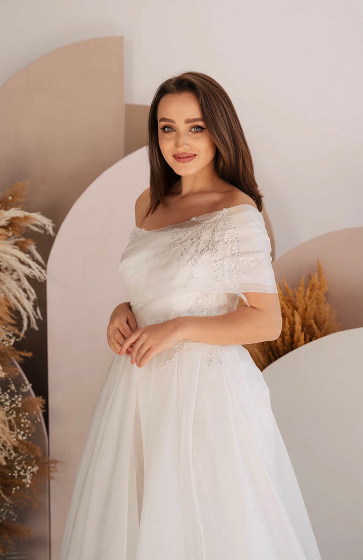 Clio wedding dress